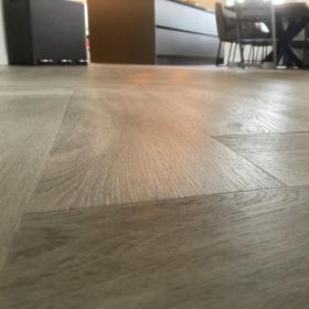 Visgraat PVC Ambiant Spigato 2533 Light Grey Visgraat PVC Ambiant Spigato 2533 Light Grey